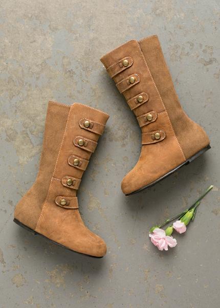 Skye Boot in Brown Size 8T