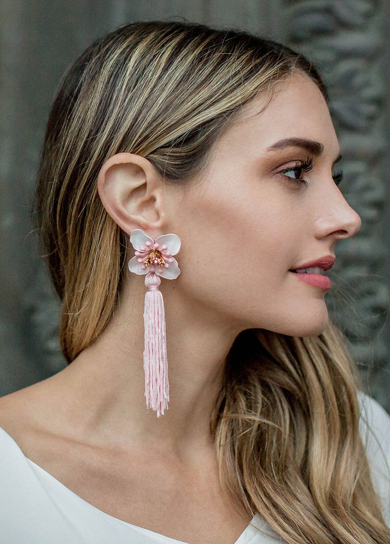 Tessa Earrings in Nude Pink