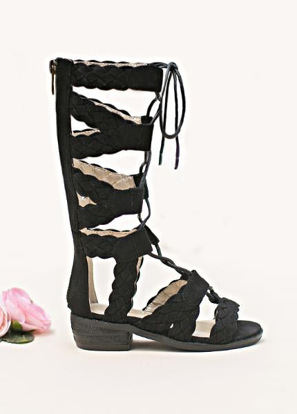 Vilette Gladiator in Black