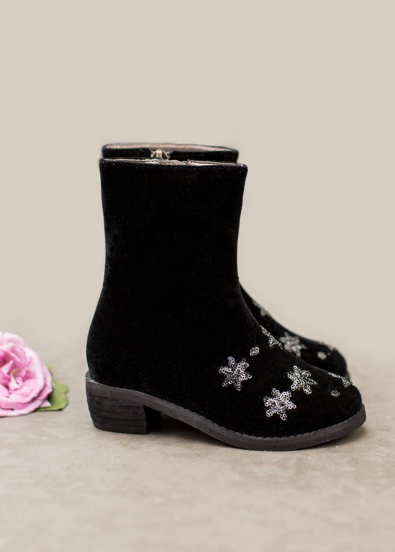 Wren Booties in Black