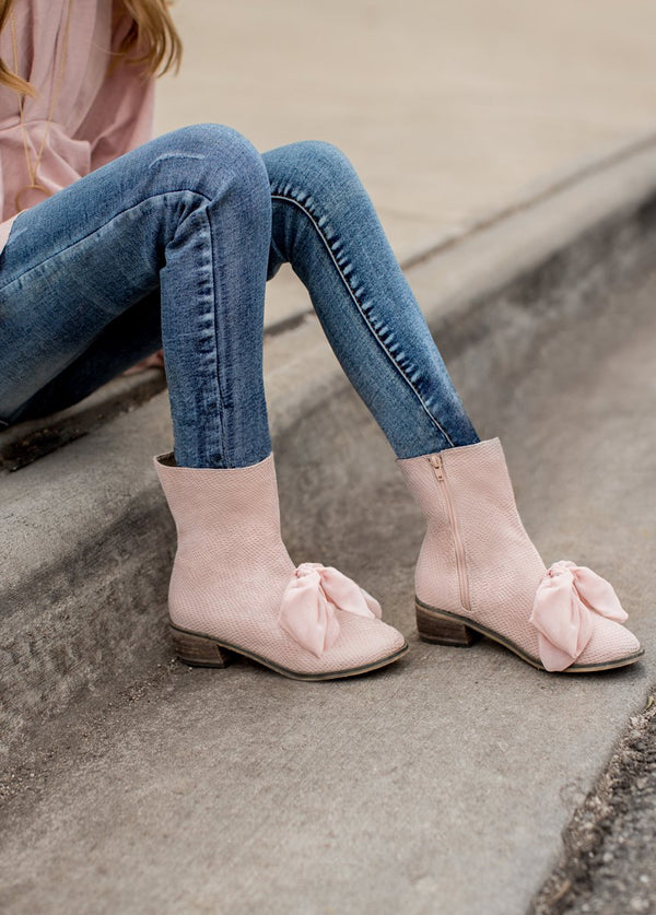 Wren Booties in Blush